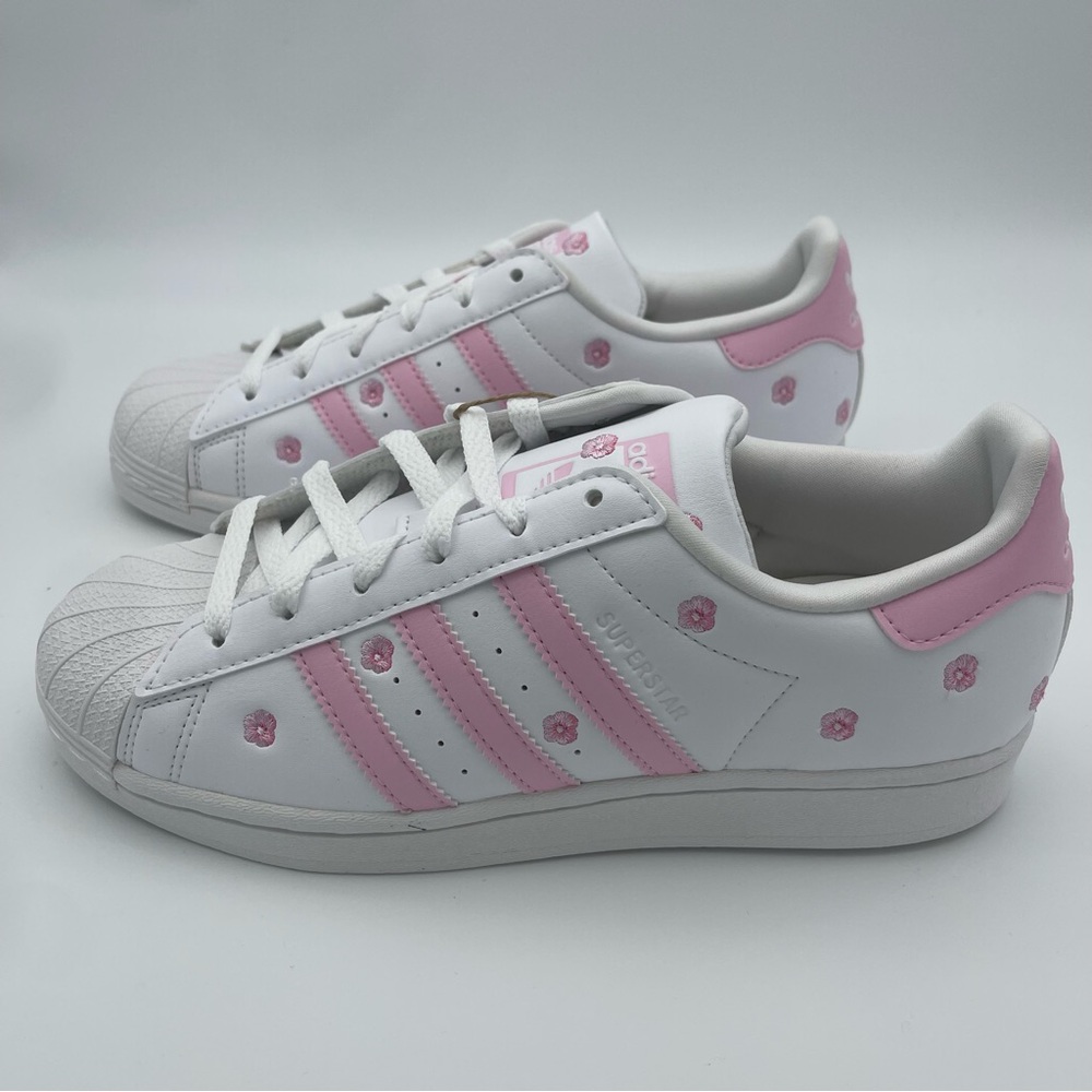 New Adidas Superstar “Cloud White Clear Pink” Floral GS Size 6 Y #IG7015